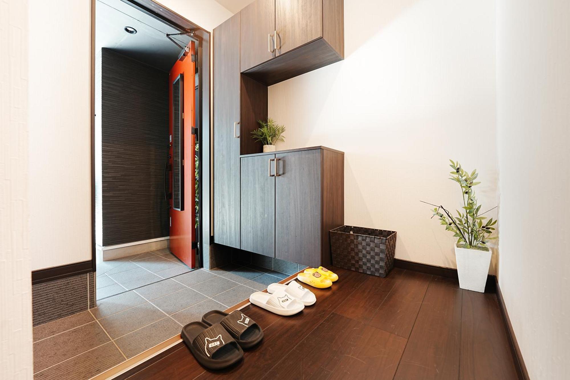 Westhouse A 天下茶屋店 * 大阪